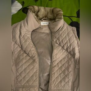 Women’s puff jacket